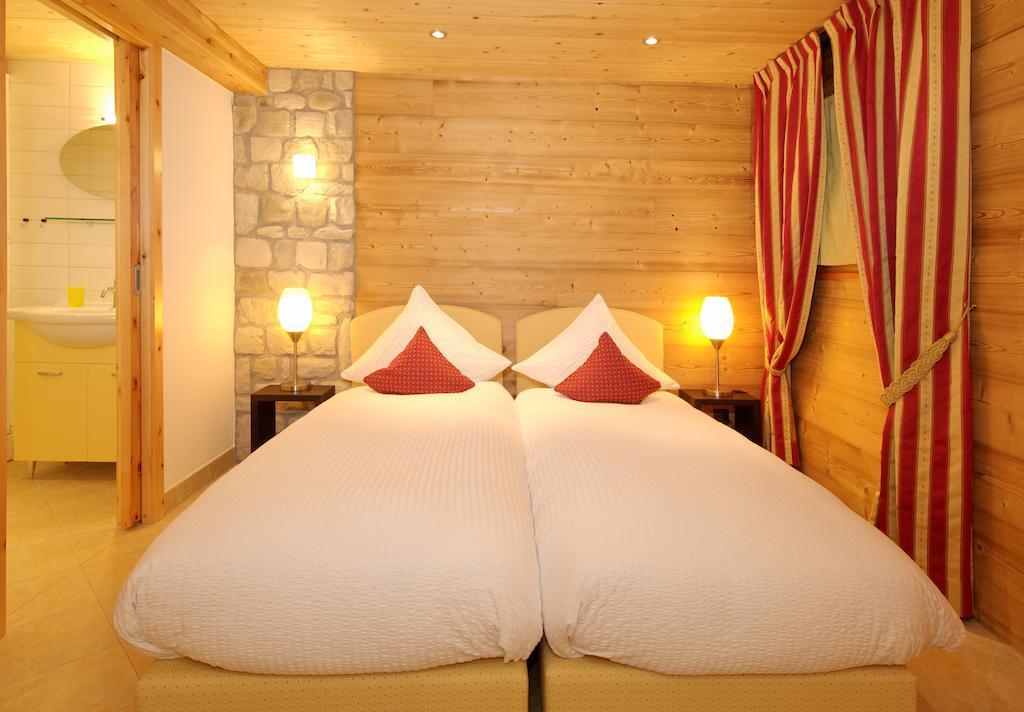 Ferienapartement Hinterdorf Zermatt Kamer foto