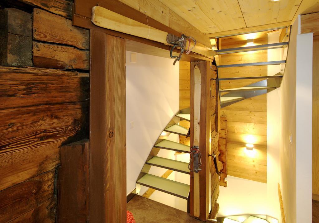 Ferienapartement Hinterdorf Zermatt Kamer foto